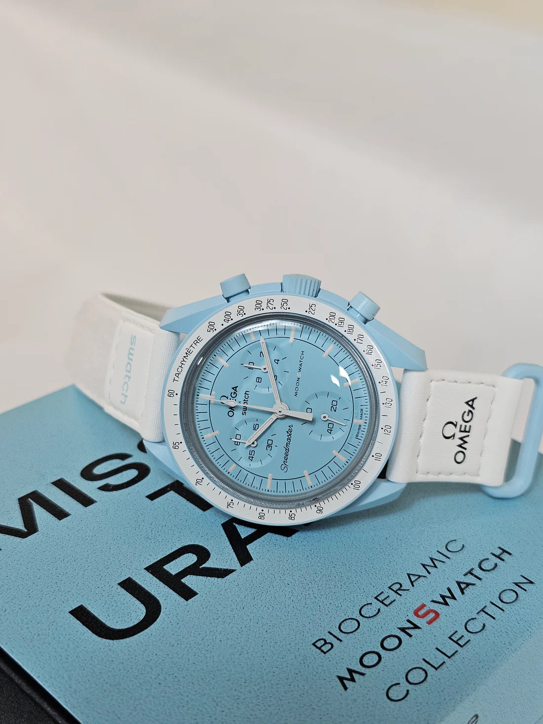 MoonSwatch | Mission to Uranus